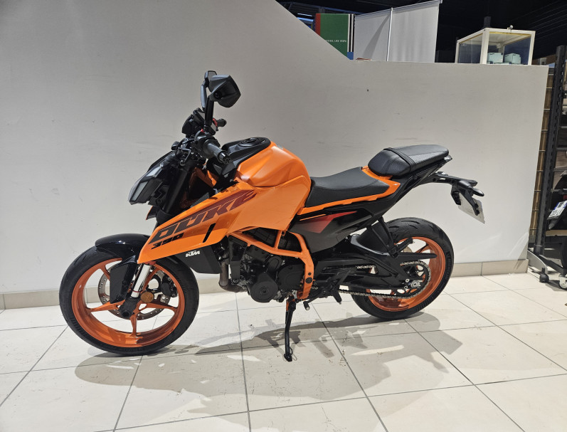 KTM 390 DUKE