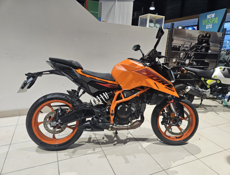 KTM 390 DUKE