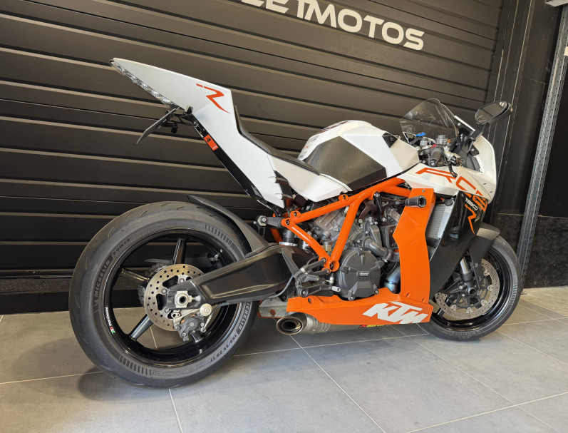 KTM RC8 R