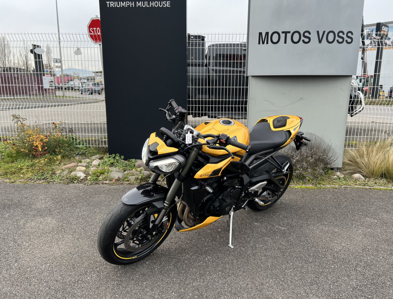 TRIUMPH STREET TRIPLE 765 RS