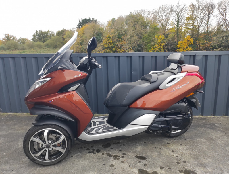 PEUGEOT METROPOLIS 400