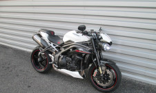 TRIUMPH SPEED TRIPLE 1050 RS