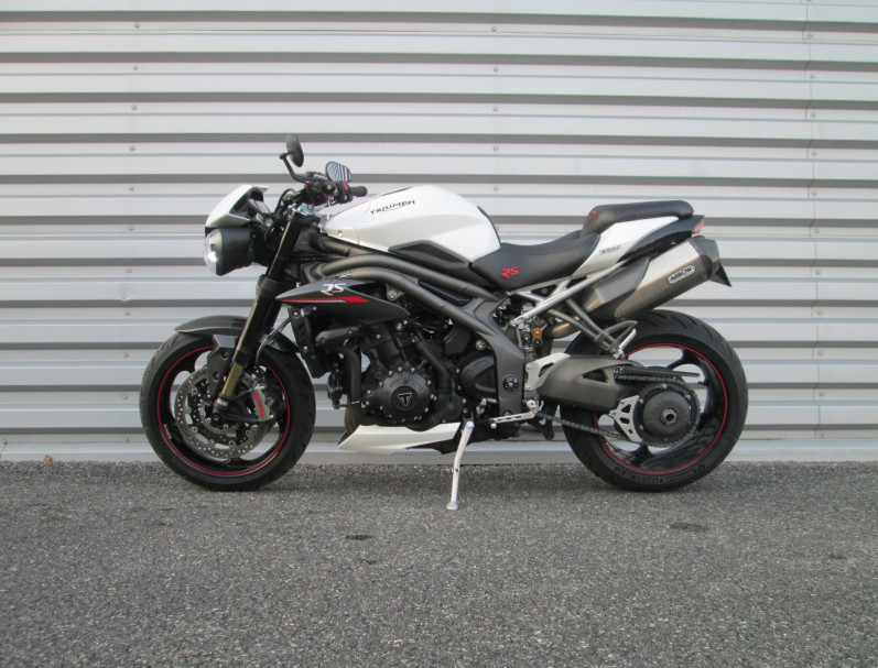 TRIUMPH SPEED TRIPLE 1050 RS
