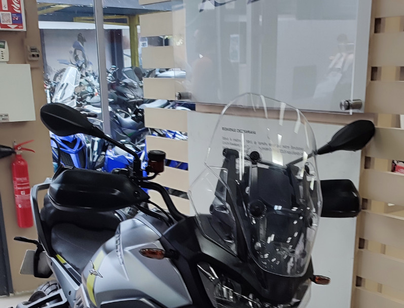 MOTO GUZZI STELVIO 1000