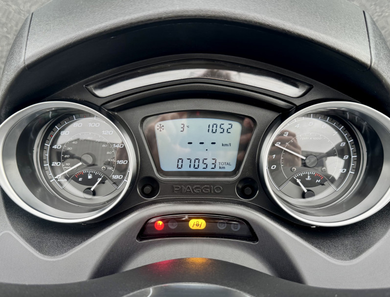 PIAGGIO MP3 300 HPE - Garantie 12 mois