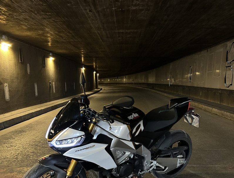 APRILIA TUONO 1100 V4 FACTORY