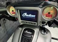 INDIAN CHIEFTAIN 1811 VANCE & HINES
