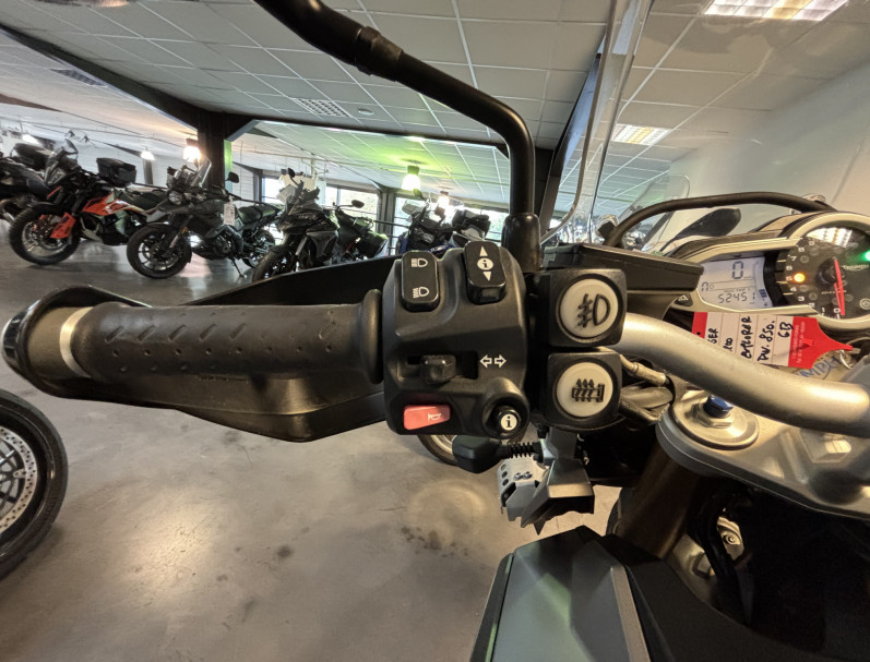 TRIUMPH TIGER 1200 EXPLORER