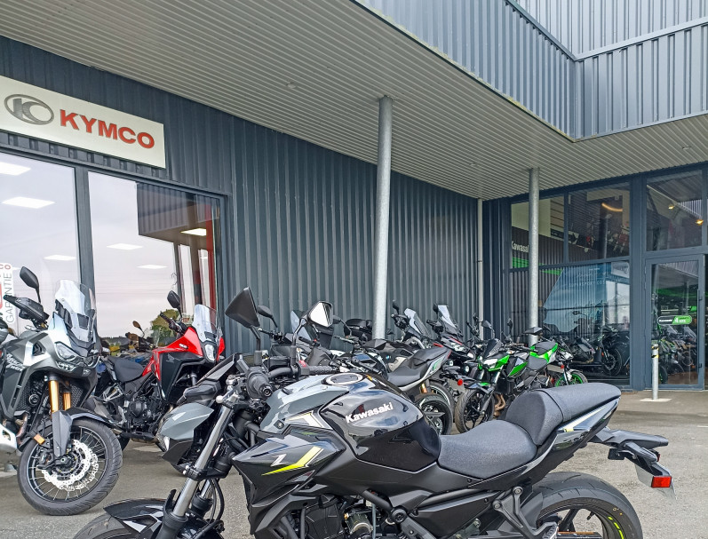 KAWASAKI Z650 - Z650