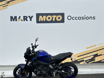 YAMAHA MT-09