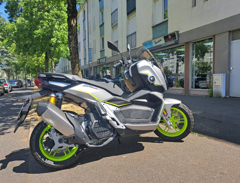 QJ MOTOR ATR 125