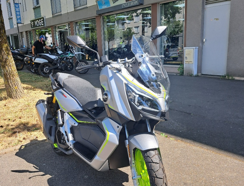 QJ MOTOR ATR 125