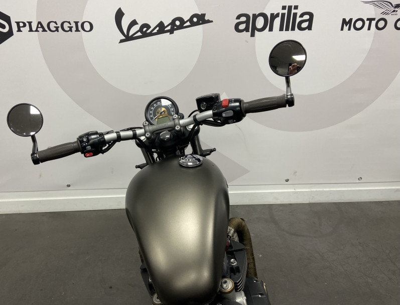 TRIUMPH Bonneville Bobber 1200 2017