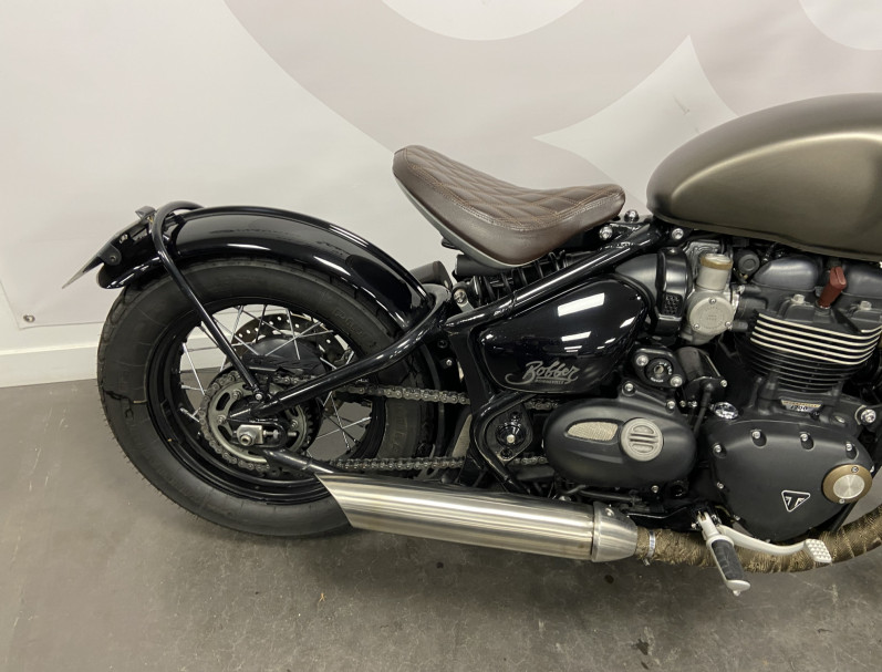 TRIUMPH Bonneville Bobber 1200 2017