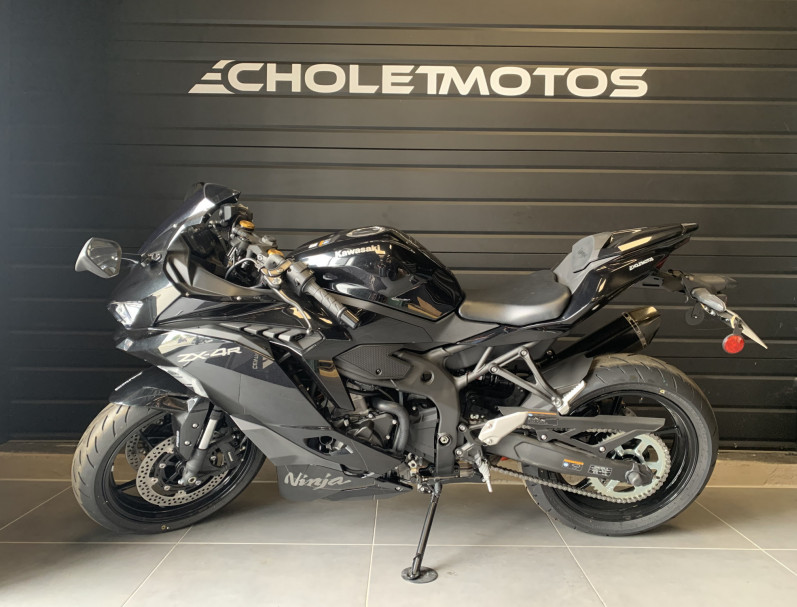KAWASAKI ZX-4R