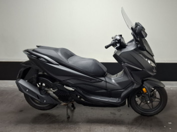 HONDA FORZA 125
