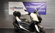 YAMAHA XMAX 300