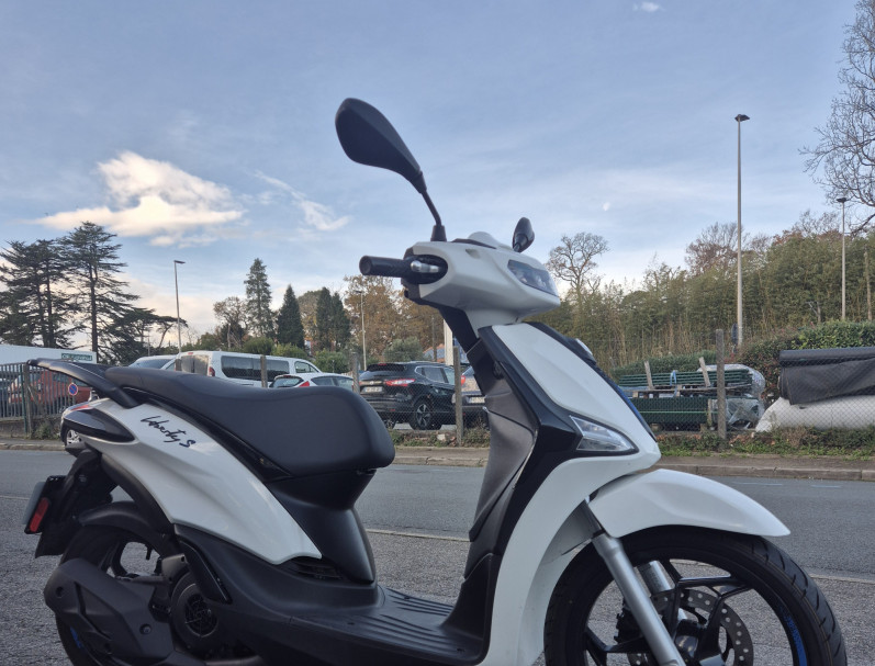PIAGGIO LIBERTY 125 ABS E5+ SPORT BLANC
