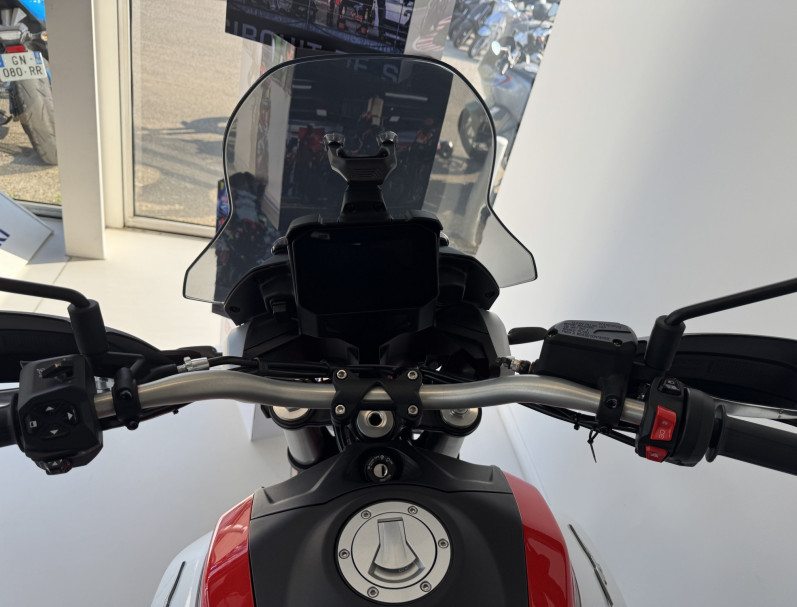 MOTO GUZZI V85 TT 850