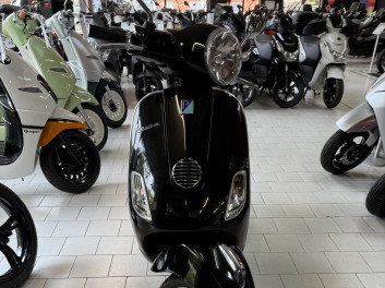 PIAGGIO vespa ET2
