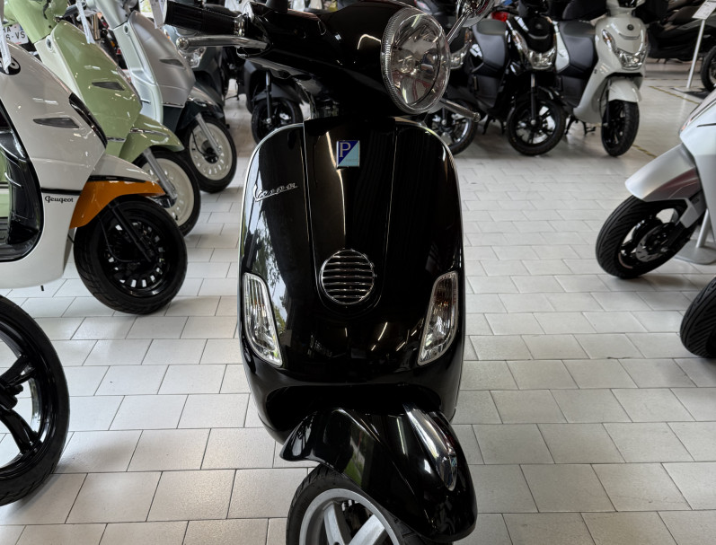 PIAGGIO vespa ET2