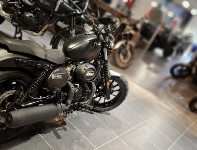 HYOSUNG BOBBER 125 / HYOSUNG GV 125S