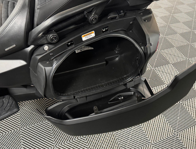 CAN-AM SPYDER F3 LIMITED 0KM