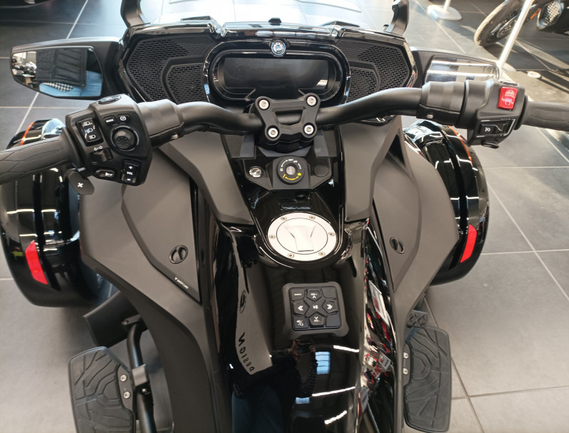 CAN-AM SPYDER F3 LIMITED 0KM