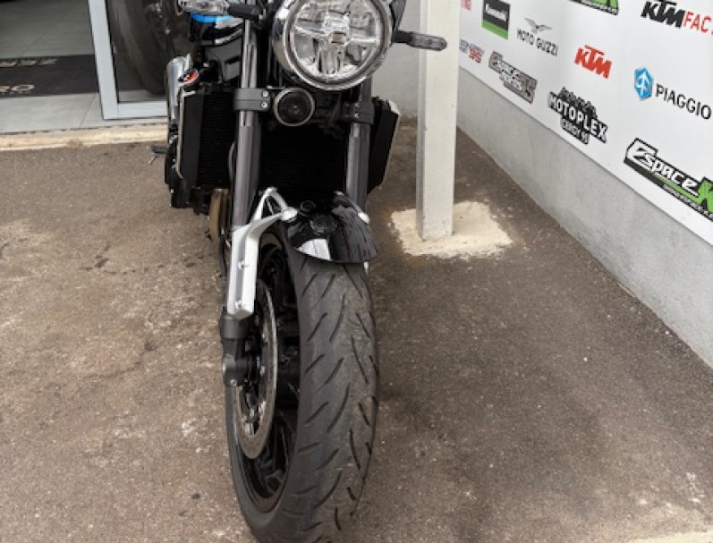 KAWASAKI Z900RS