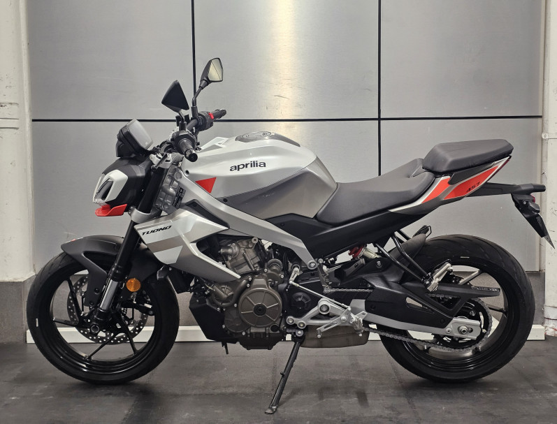 APRILIA TUONO 457