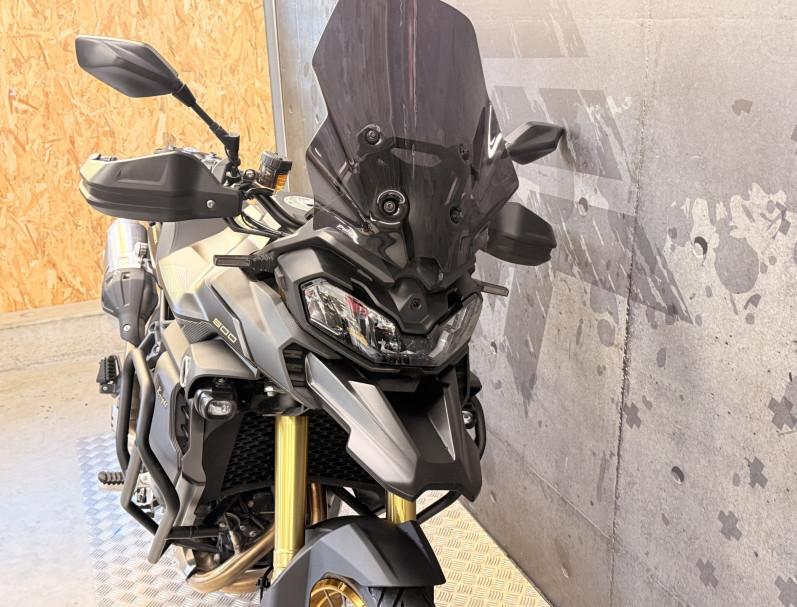 VOGE DS900X BLACK NIGHT 1800kms