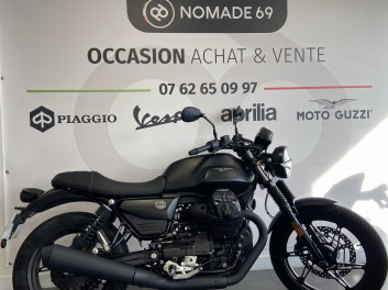 MOTO GUZZI V7 STONE 850 2025