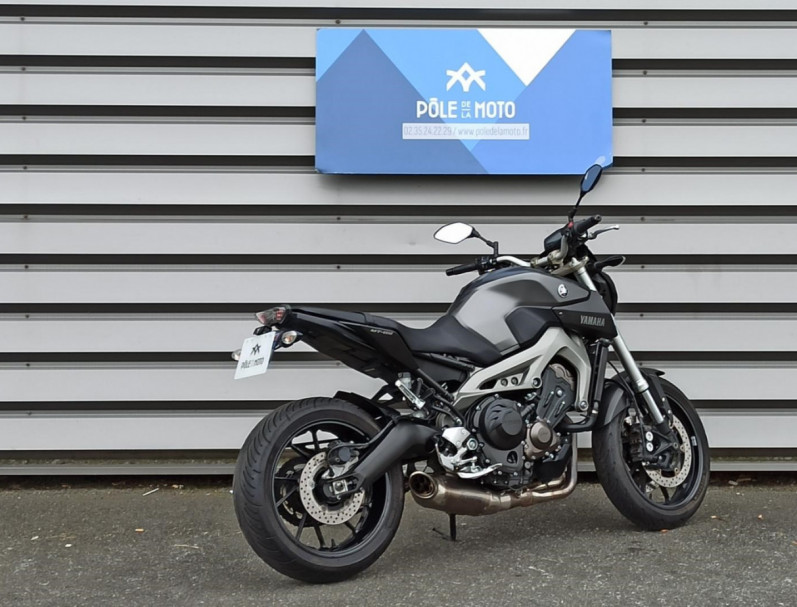 YAMAHA MT-09 ABS
