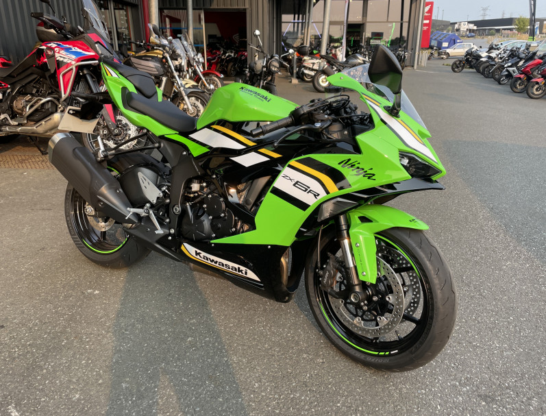 KAWASAKI ZX-6R 636