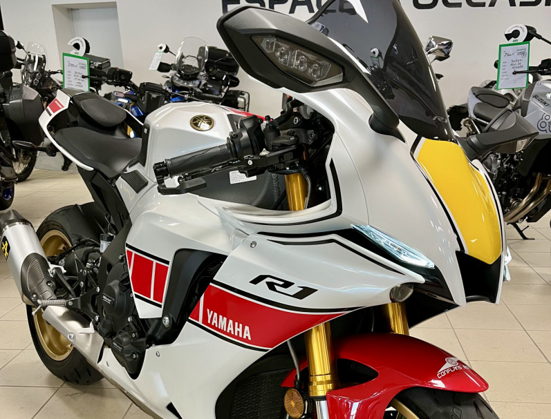 YAMAHA YZF 1000 R1 60TH