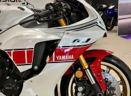 YAMAHA YZF 1000 R1 60TH