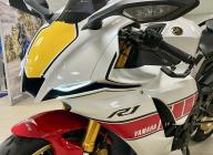 YAMAHA YZF 1000 R1 60TH