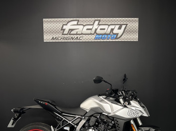 SUZUKI GSX-8S A2