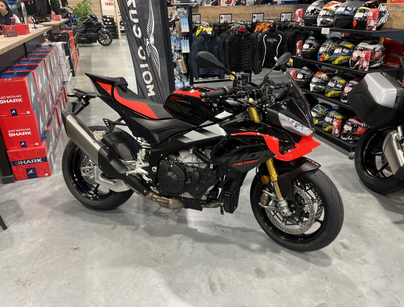 APRILIA TUONO 1100 V4 FACTORY
