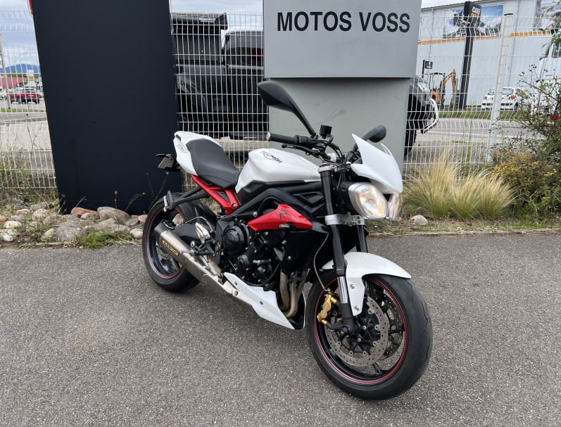 TRIUMPH STREET TRIPLE 675 R