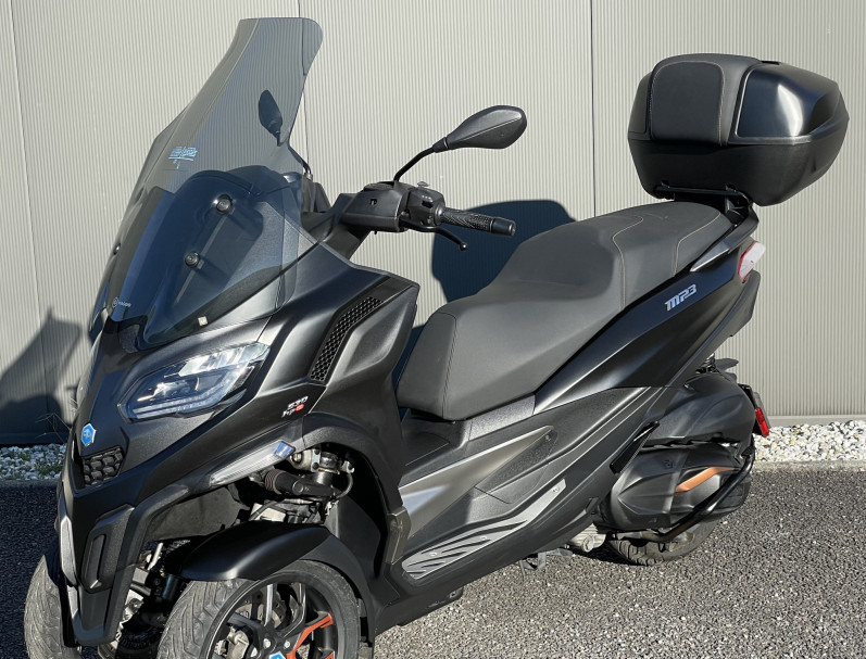 PIAGGIO MP3 530 HPE EXCLUSIVE + top case + tablier hiver