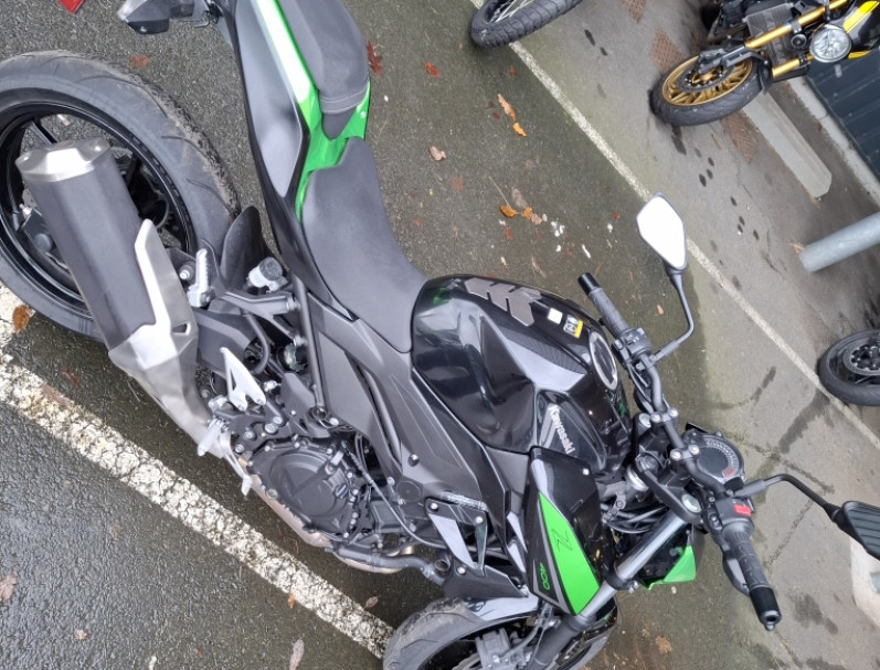 KAWASAKI Z 400 IDEAL PERMIS A2 GARANTIE 12 MOIS