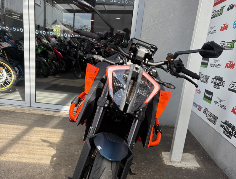KTM 1290 SUPER DUKE R