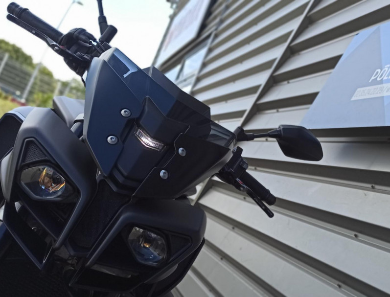 YAMAHA MT-10