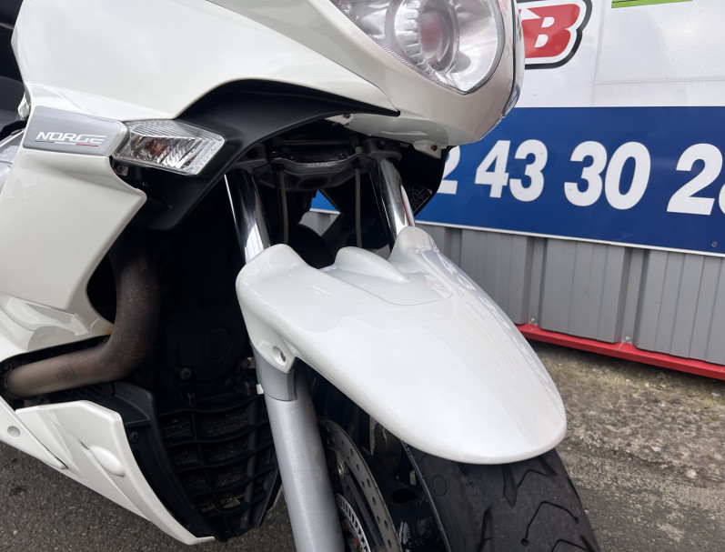 MOTO GUZZI NORGE 1200