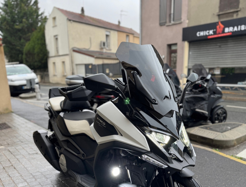 KYMCO CV3 550