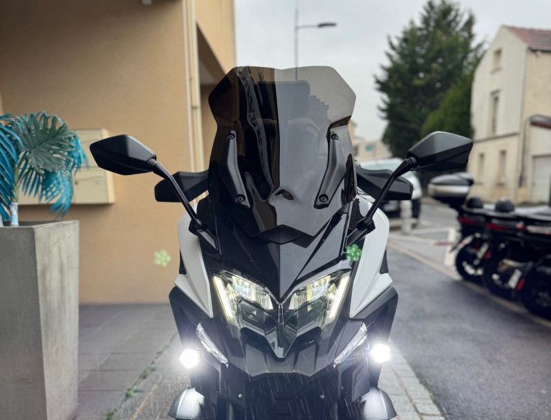 KYMCO CV3 550