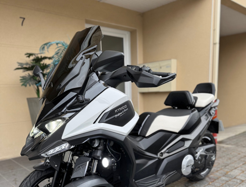 KYMCO CV3 550