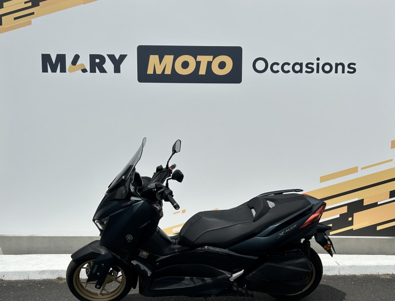 YAMAHA XMAX 300 Tech Max