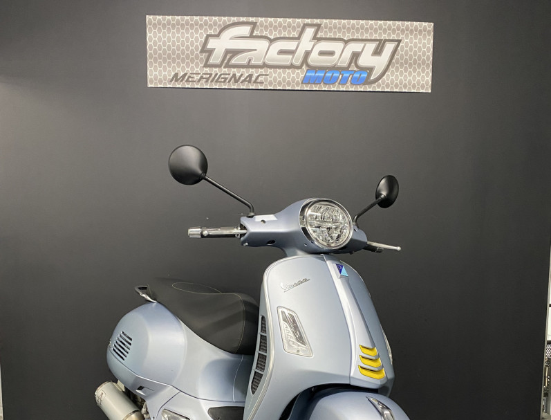 PIAGGIO VESPA GTS 300